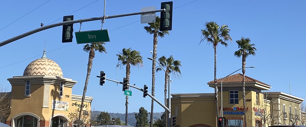 Plaza de San Jose in the Story and King neighborhood of East San Jose